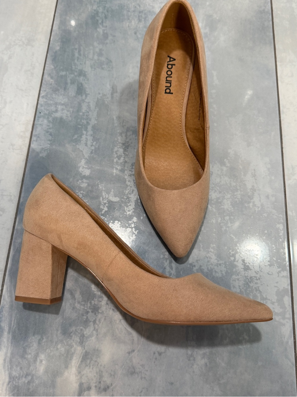 Abound Suede Pointed Toe Block Heel Pumps in Tan